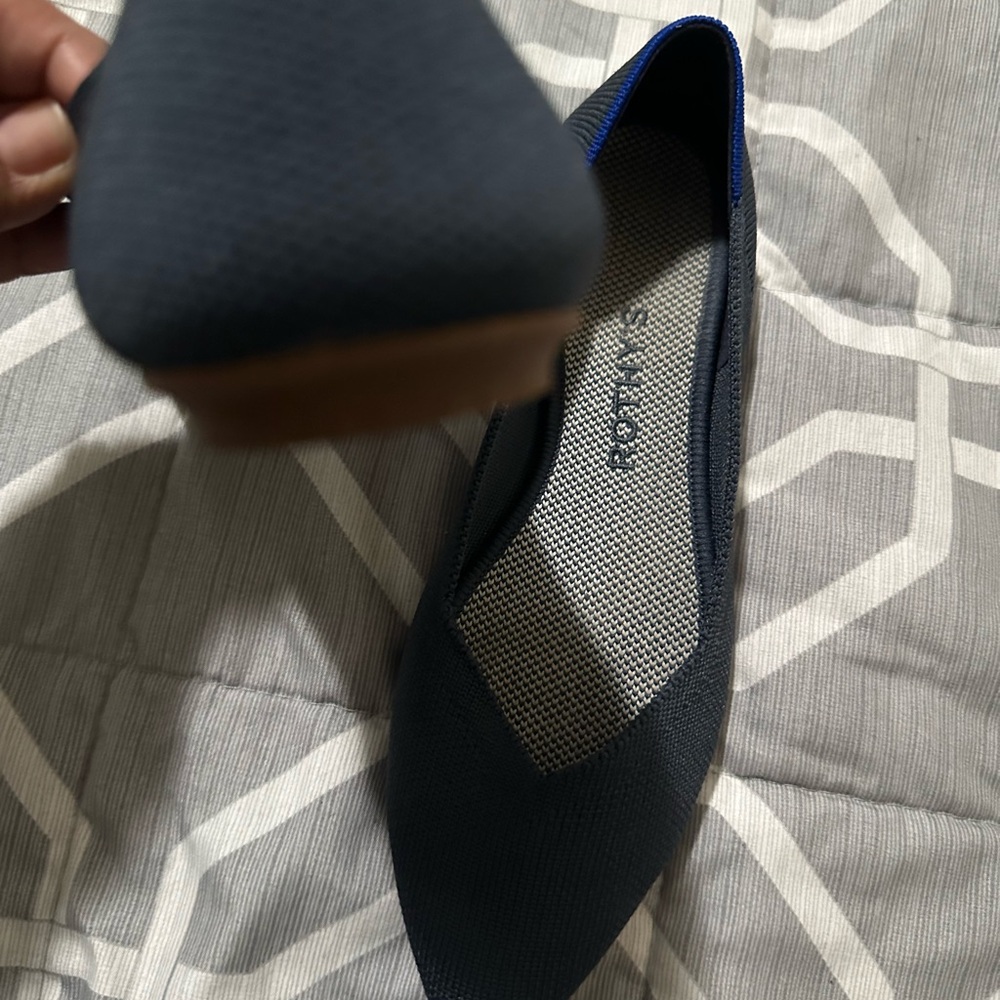 Rothys - Picture 3 of 7